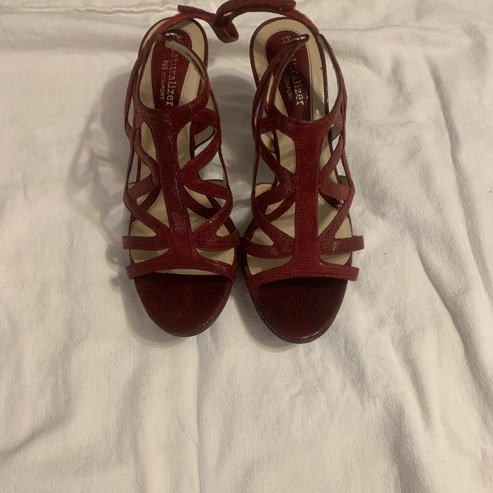 naturalizer red pumps